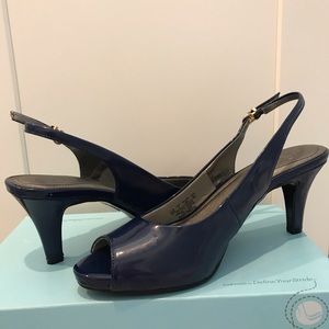 Life Stride blue peep toe heels
